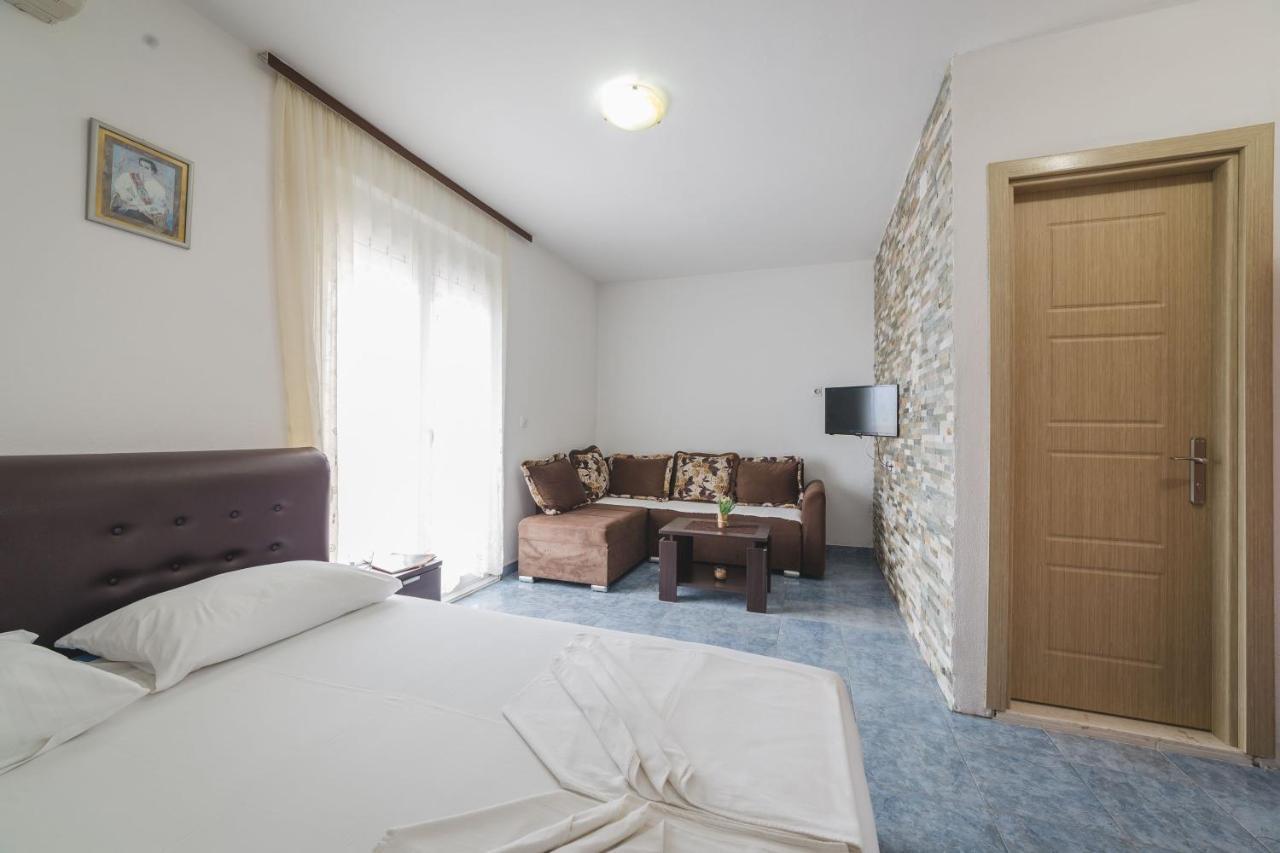 Apartments Boki Ulcinj Exterior photo